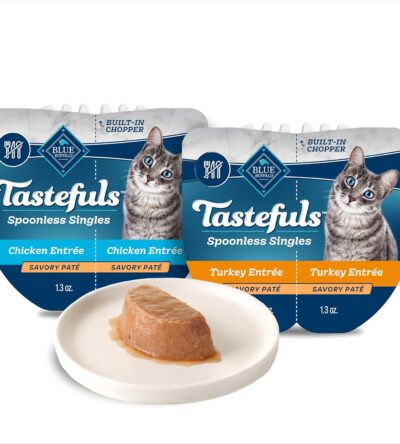 Blue Buffalo wet cat food can with natural ingredients