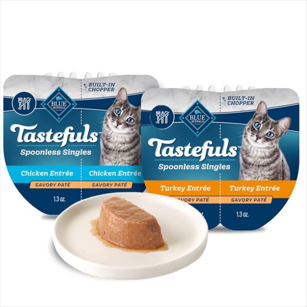Blue Buffalo wet cat food can with natural ingredients